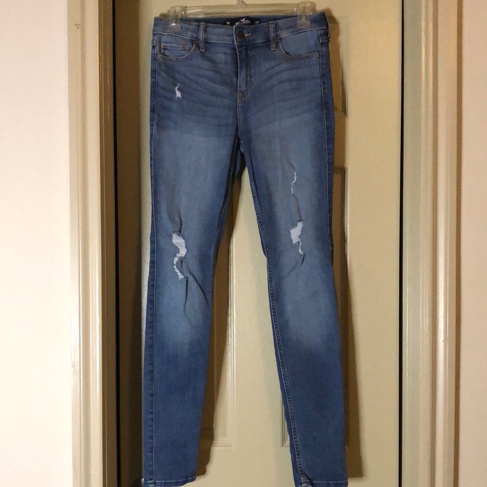 Hollister Jeans (W 27 L 30)